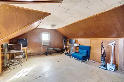 114-42 211th St, Cambria Heights, NY 11411 - Photo 23