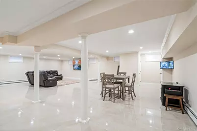 176 Sagamore Drive, Plainview, NY 11803 - Photo 23