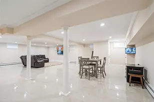 176 Sagamore Dr, Plainview, NY 11803 - Photo 23