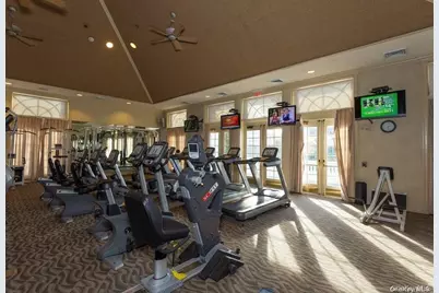 176 Sagamore Drive, Plainview, NY 11803 - Photo 39