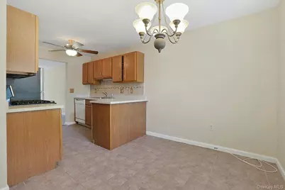 451 Meri Lane, Monroe, NY 10950 - Photo 9