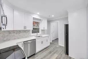 19 Admiral St, Port Jefferson Station, NY 11776 - Photo 7