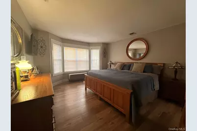 40 Winnecomac Circle, Kings Park, NY 11754 - Photo 11