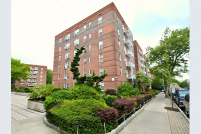 501 Riverdale Avenue #2J, Yonkers, NY 10705 - Photo 1
