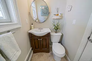 785 Franklyn Ave, Bohemia, NY 11716 - Photo 13