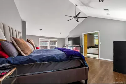 18 Park Street, Pleasantville, NY 10570 - Photo 13