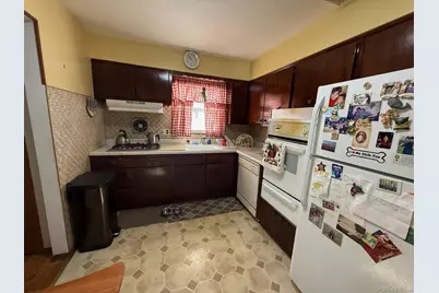 218 Colony Colony Street, West Hempstead, NY 11552 - Photo 13
