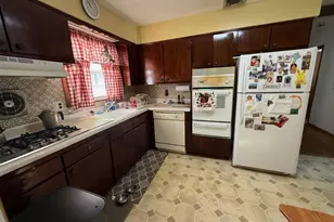 218 Colony Colony St, West Hempstead, NY 11552 - Photo 11