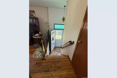 218 Colony Colony Street, West Hempstead, NY 11552 - Photo 7