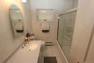 726 Meisser Street, Franklin Square, NY 11010 - Photo 9