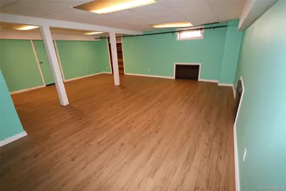 726 Meisser Street, Franklin Square, NY 11010 - Photo 17