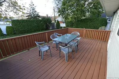 726 Meisser Street, Franklin Square, NY 11010 - Photo 13