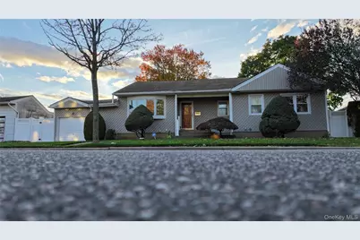 726 Meisser Street, Franklin Square, NY 11010 - Photo 19