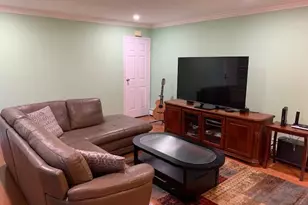 19 Sneden Pl W, Spring Valley, NY 10977 - Photo 3