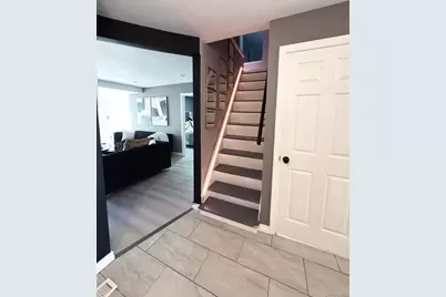 130 Archer Avenue, Copiague, NY 11726 - Photo 9