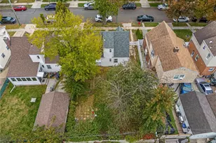 7-22 151st Pl, Whitestone, NY 11357 - Photo 23