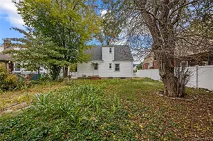 7-22 151st Pl, Whitestone, NY 11357 - Photo 19