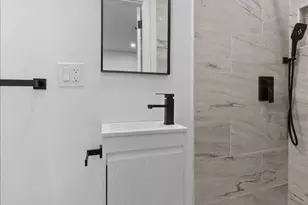 1176 Fairfax Ave, Bronx, NY 10465 - Photo 21