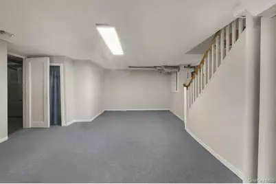 21 Huntington Drive, Yonkers, NY 10704 - Photo 37