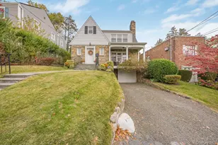 21 Huntington Dr, Yonkers, NY 10704 - Photo 3