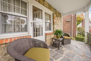 21 Huntington Dr, Yonkers, NY 10704 - Photo 5