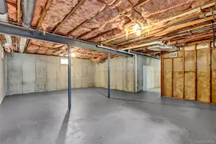 17 Singworth St, Oyster Bay, NY 11771 - Photo 25