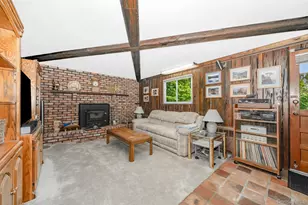 16 Sue-Ann Ct, North Babylon, NY 11703 - Photo 13