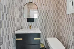 14-63 Burton St, Whitestone, NY 11357 - Photo 17