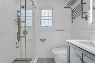 14-63 Burton St, Whitestone, NY 11357 - Photo 21