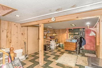 1683 Stewart Avenue, New Hyde Park, NY 11040 - Photo 21