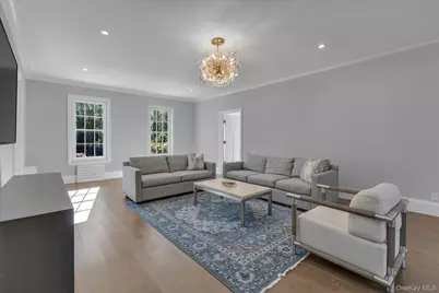 22 Fort Salonga Road, Centerport, NY 11721 - Photo 5