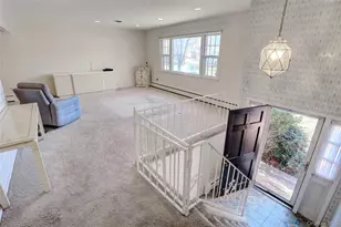 6 Roxbury Ct, Chestnut Ridge, NY 10977 - Photo 7