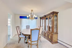 6 Roxbury Ct, Chestnut Ridge, NY 10977 - Photo 9