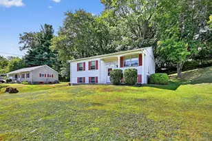 17 Hickory St, Highland Mills, NY 10930 - Photo 3
