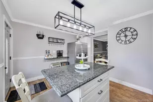 101 Constellation Rd, Levittown, NY 11756 - Photo 7