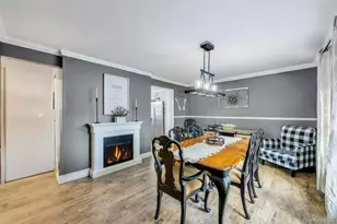 101 Constellation Rd, Levittown, NY 11756 - Photo 9