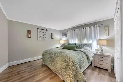 101 Constellation Road, Levittown, NY 11756 - Photo 15