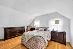 101 Constellation Rd, Levittown, NY 11756 - Photo 17