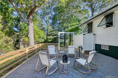 1455 Cedar Point Drive, Southold, NY 11971 - Photo 7