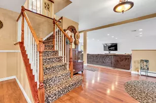 27 Hollister Ln, Islip, NY 11751 - Photo 35