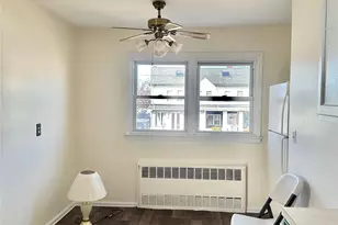 110 Evergreen Ave, Lynbrook, NY 11563 - Photo 7