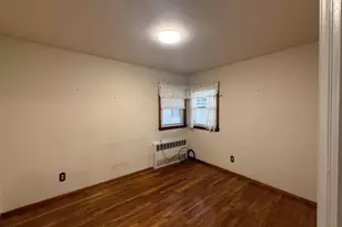 110 Evergreen Ave, Lynbrook, NY 11563 - Photo 13