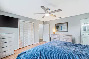 7 Hester Ln, Ronkonkoma, NY 11779 - Photo 15