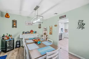 7 Hester Ln, Ronkonkoma, NY 11779 - Photo 13