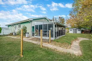 7 Hester Ln, Ronkonkoma, NY 11779 - Photo 27