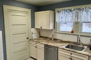 25 Pine St, Port Jervis, NY 12771 - Photo 9