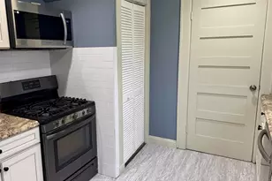 25 Pine St, Port Jervis, NY 12771 - Photo 11