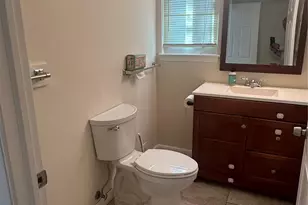 100 Baker Ct, Island Park, NY 11558 - Photo 7