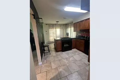 100 Baker Court #50, Island Park, NY 11558 - Photo 5