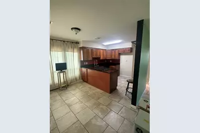 100 Baker Court #50, Island Park, NY 11558 - Photo 3